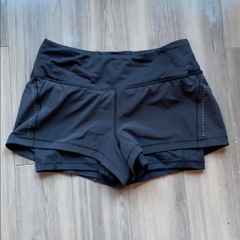 Black Lululemon Size 6 Shorts